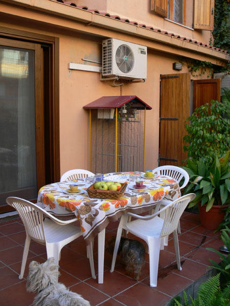 Casanoemi 2 Bed & Breakfast Cagliari Exterior photo